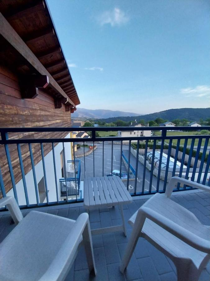Hotel L'Oustalet Font-Romeu-Odeillo-Via ภายนอก รูปภาพ