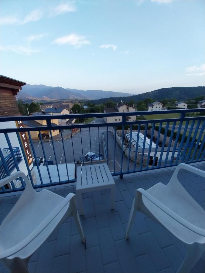 Hotel L'Oustalet Font-Romeu-Odeillo-Via ภายนอก รูปภาพ